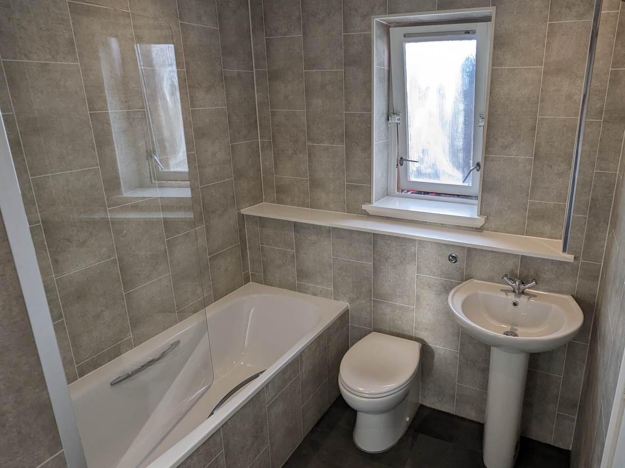 bathoom 1