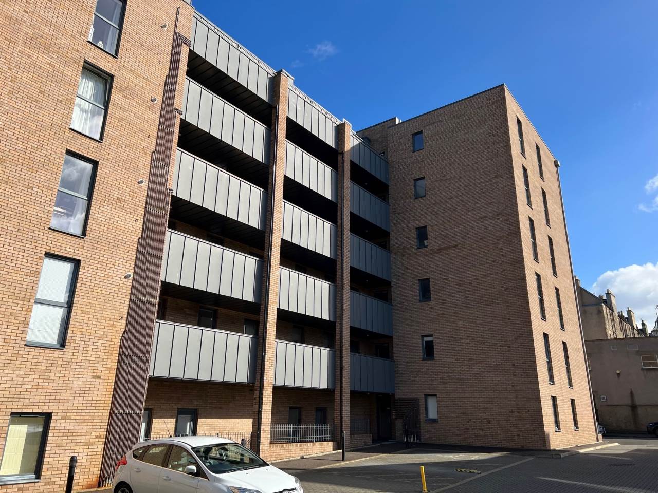Exterior 03