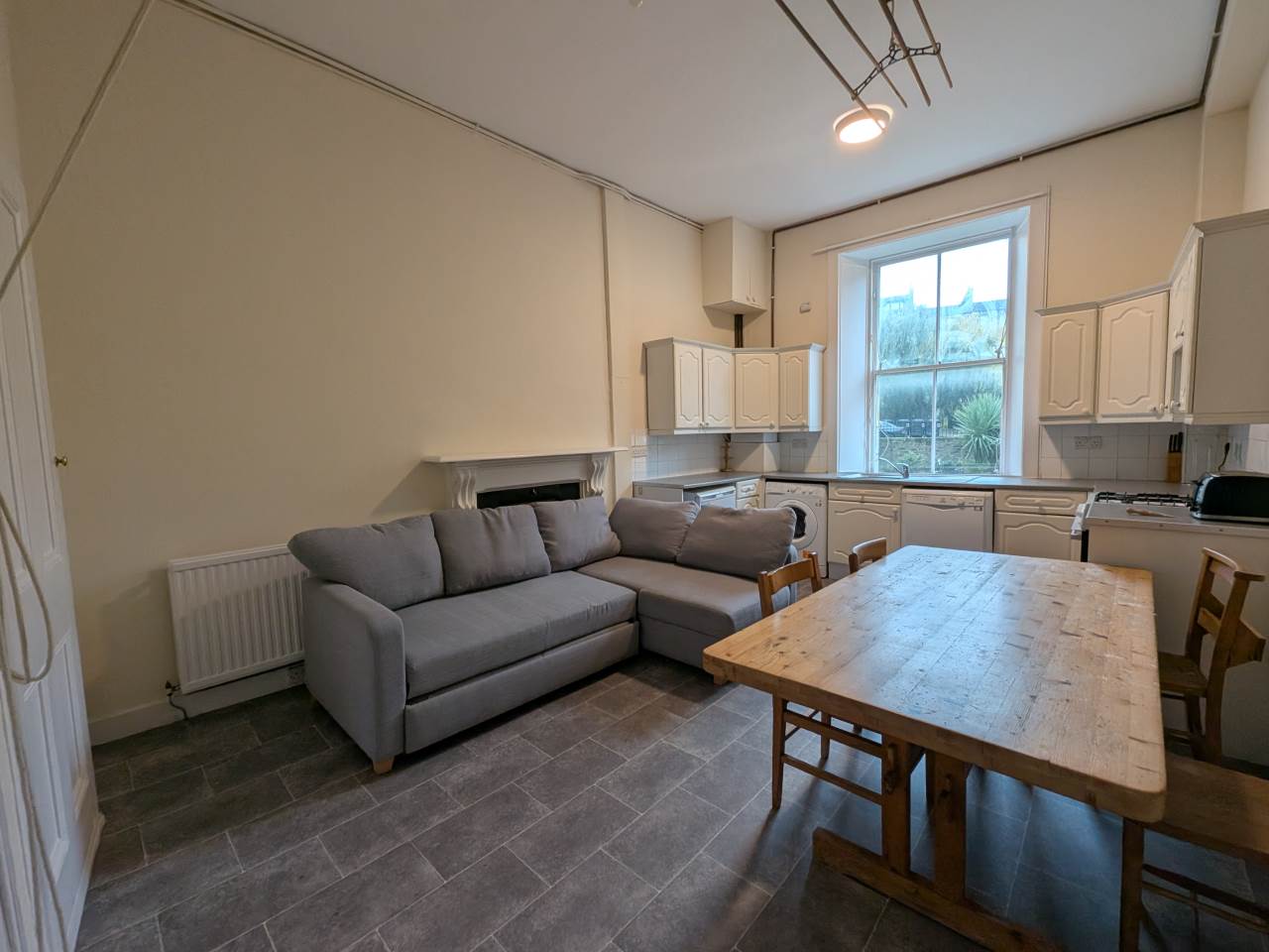 PXL_20251103_143242096