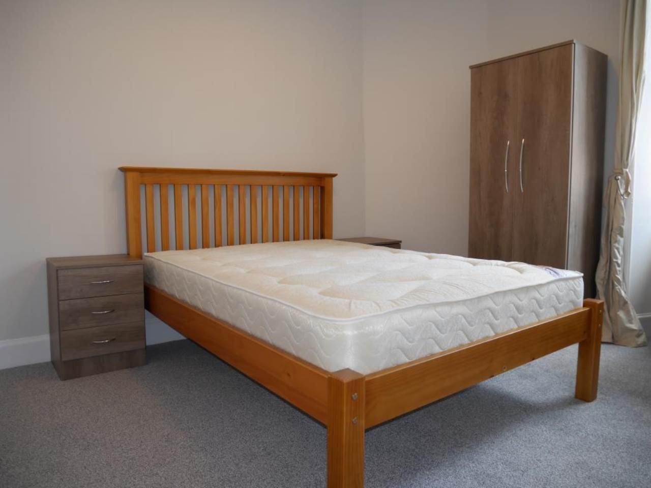 Bed 02